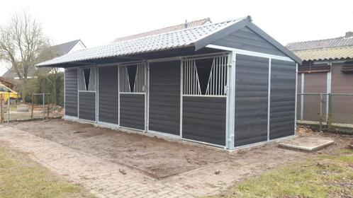 paardenstallen authentiek demontabel en eventueel verplaatsb, Dieren en Toebehoren, Stalling en Weidegang, Stalling, 2 of 3 paarden of pony's