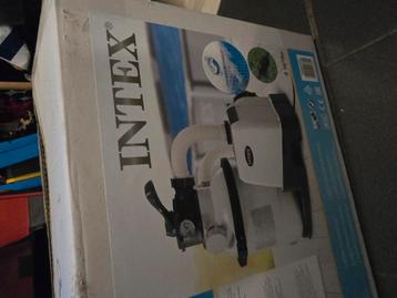 Intex zandfilterpomp 4m3/uur. beschikbaar voor biedingen