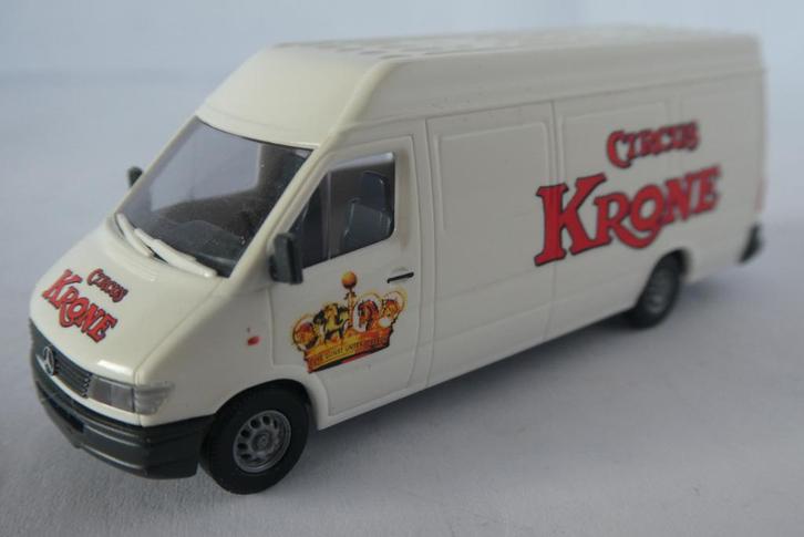 Bestelwagen Circus Krone, Hobby en Vrije tijd, Modelauto's | 1:87, Nieuw, Bus of Vrachtwagen, Overige merken, Ophalen of Verzenden