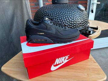 Nike airmax 90 mt 42.5 beschikbaar voor biedingen