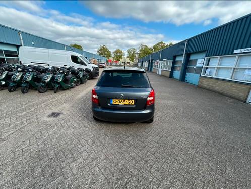 Skoda Fabia 1.2 51KW 2009 Grijs, Auto's, Skoda, Bedrijf, Fabia, ABS, Airbags, Cruise Control, Benzine, Euro 4, C, Hatchback, Handgeschakeld