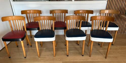 8 vintage, retro orginele stoelen (5 blauwe/3 rode), Huis en Inrichting, Stoelen, Vijf, Zes of meer stoelen, Overige materialen