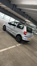Volkswagen Fox 1.4 55KW 2009 Grijs, Auto's, Voorwielaandrijving, 15 km/l, 74 pk, 4 stoelen
