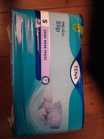 Tena slip Maxi small, Ophalen of Verzenden, Zo goed als nieuw