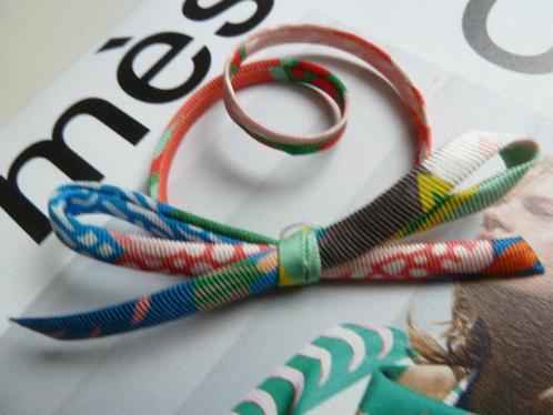Hermes Twilly zijden spaghetti armband, origineeel, nieuw, Sieraden, Tassen en Uiterlijk, Armbanden, Nieuw, Overige materialen