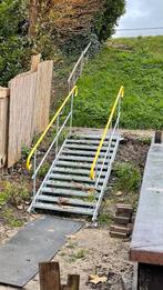 Verstelbare Stalen Trap - 12 Treden, 100cm Breed, Doe-het-zelf en Verbouw, Ladders en Trappen, Ophalen, Nieuw, Trap, 2 tot 4 meter