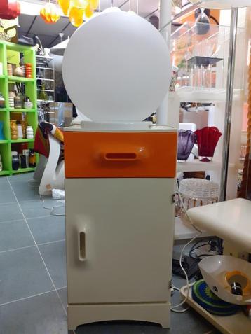 wit kunststof kastje oranje lade space age design jaren 70 beschikbaar voor biedingen