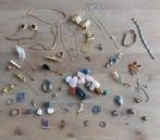 Lotje 1 antieke sieraden en stenen, Sieraden, Tassen en Uiterlijk, Antieke sieraden, Overige materialen, Ophalen of Verzenden