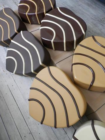 Polyester REUZE (GEVEL) Praline - Bonbon XXL beschikbaar voor biedingen