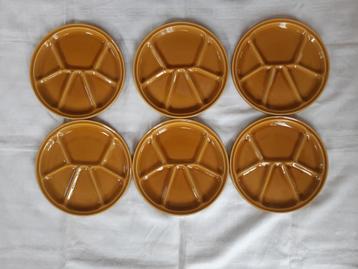 GIEN: 6 lichtbruine fondue / gourmet borden, jaren 1970. beschikbaar voor biedingen