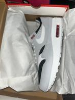 Nike Air Max 1 Urawa 2.0 44, Ophalen of Verzenden, Nieuw, Overige kleuren