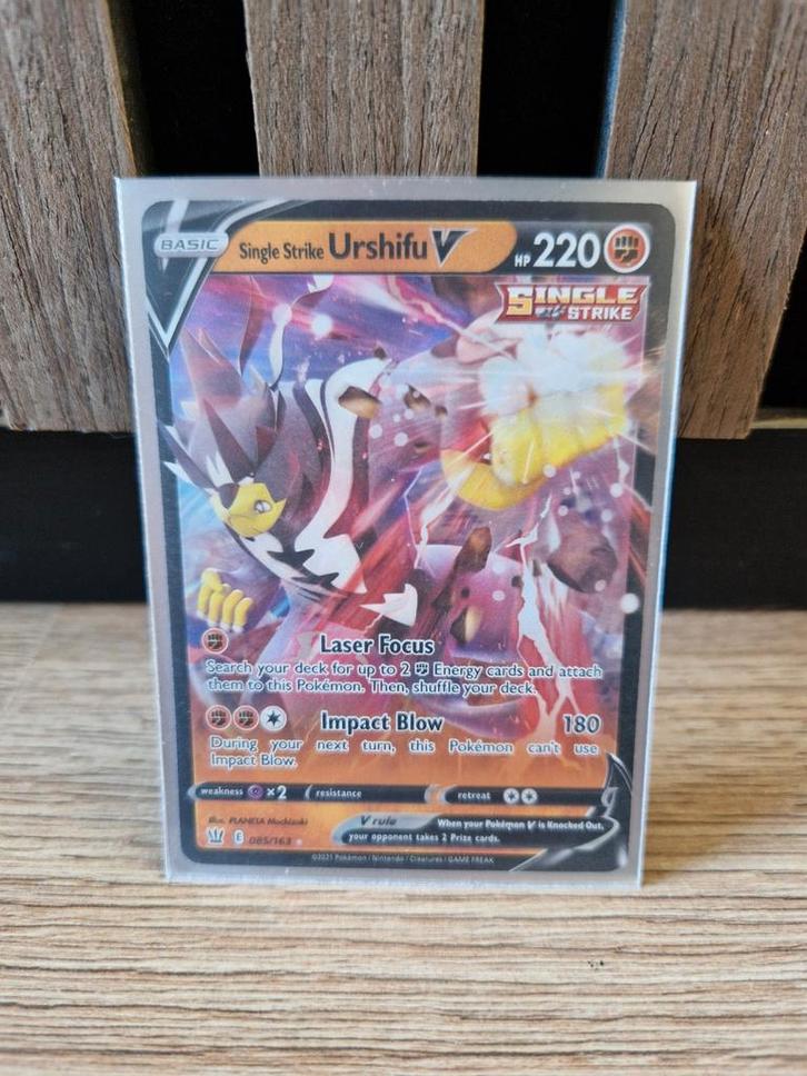 Single Strike Urshifu V 085/163 Sword&Shield Battle Styles, Hobby en Vrije tijd, Verzamelkaartspellen | Pokémon, Zo goed als nieuw