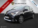Toyota Aygo 1.0 VVT-i x-joy TOPPER ! TEAM DEUTSCHLAND !, Voorwielaandrijving, Stof, Gebruikt, Zwart