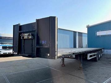 Van Hool 3B1047 13.60M. FLATBED TRAILER WITH 40FT TWISTLOCKS beschikbaar voor biedingen