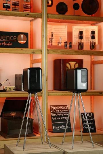 Q Acoustics Q Active 200 DEMOSET* + stands*. Actieve set. beschikbaar voor biedingen