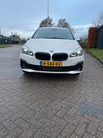 BMW 2-Serie Gran Tourer 216i 109pk 5p. 2019 Wit, Auto's, Voorwielaandrijving, 74 €/maand, Euro 6, 4 cilinders