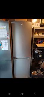 Koelkast met vriesgedeelte. Whirlpool, grijs., Witgoed en Apparatuur, Ophalen, Gebruikt, 200 liter of meer, Met aparte vriezer