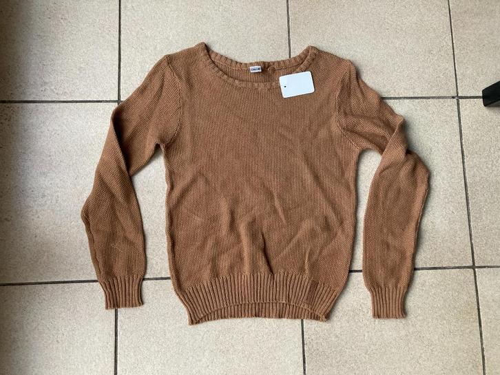 Nieuwe bruine trui - Maat 134 / 140, Kinderen en Baby's, Kinderkleding | Maat 134, Nieuw, Jongen, Trui of Vest, Ophalen of Verzenden