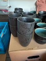 10 mooie zwarte bitz mokken, Huis en Inrichting, Keuken | Servies, Ophalen, Zo goed als nieuw, Bord(en), Wedgwood