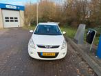 Hyundai i20 1.2 5-DRS 2010 Wit, Auto's, 450 kg, Zwart, 4 cilinders, Wit
