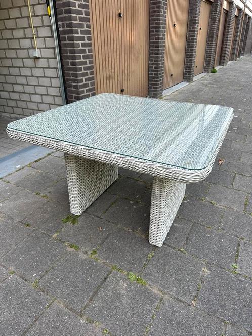 Bilbao lounge-dinningtafel 110x110xH70 cm, Tuin en Terras, Tuintafels, Zo goed als nieuw, Vierkant, Kunststof, Ophalen