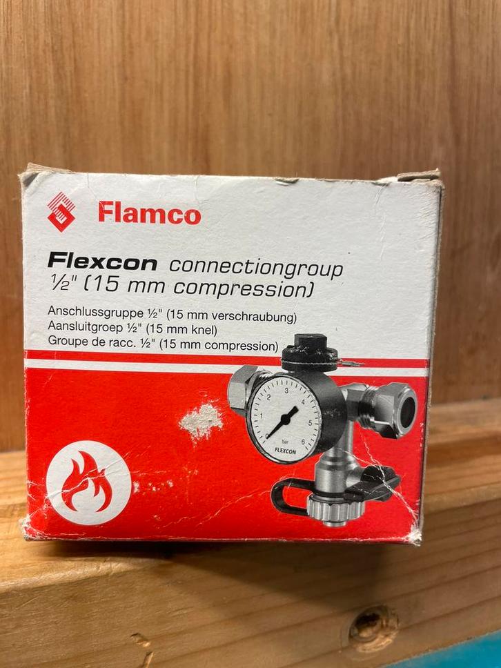 Xpres twee delige koppelingen 15 mm en Fontein grohe kraan, Doe-het-zelf en Verbouw, Gereedschap | Machine-onderdelen en Toebehoren