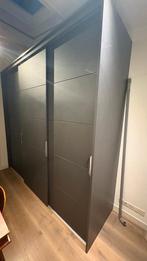 Grote kledingkast met schuifdeuren, Huis en Inrichting, Kasten | Kledingkasten, Ophalen, 200 cm of meer, Zo goed als nieuw, 200 cm of meer