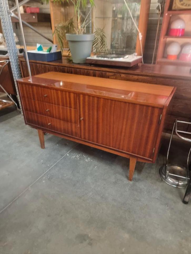 Vintage sideboard met lades  jaren 60, Huis en Inrichting, Kasten | Dressoirs, 25 tot 50 cm, Ophalen