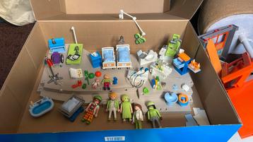 Playmobil ziekenhuis (6657) met doos beschikbaar voor biedingen