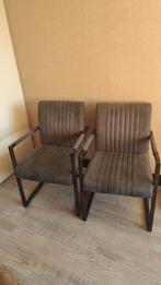 2 eetkamerstoelen Industrieel, Huis en Inrichting, Ophalen, Zo goed als nieuw