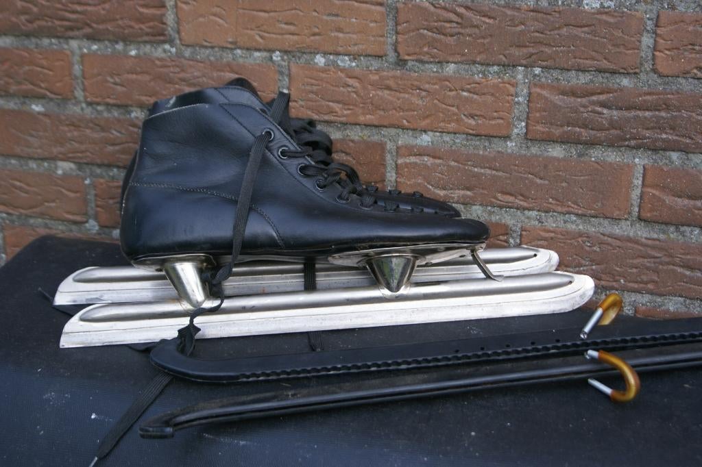 Schaatsen/Noren maat 47 met beschermers, Sport en Fitness, Schaatsen, Overige merken, Gebruikt, Ophalen of Verzenden, Noren