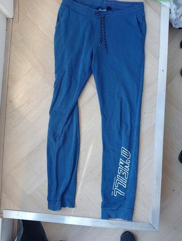 broek beschikbaar voor biedingen