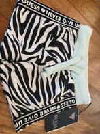 Guess kort broekje 3/6 maanden, Kinderen en Baby's, Ophalen of Verzenden, Nieuw, Maat 74