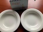 2 diepe borden ARABIA FINLAND ARCTICA, Ophalen of Verzenden, Zo goed als nieuw, Bord(en), Overige stijlen