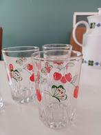 4 x limonade sap glazen vintage vlinder kersjes, Glas of Glazen, Ophalen of Verzenden, Overige stijlen, Glas