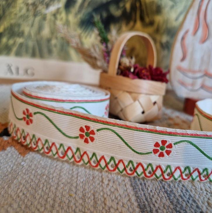 Antiek/Vintage Papieren Kastrand (Kerstversiering), Antiek en Kunst, Antiek | Servies compleet, Ophalen of Verzenden