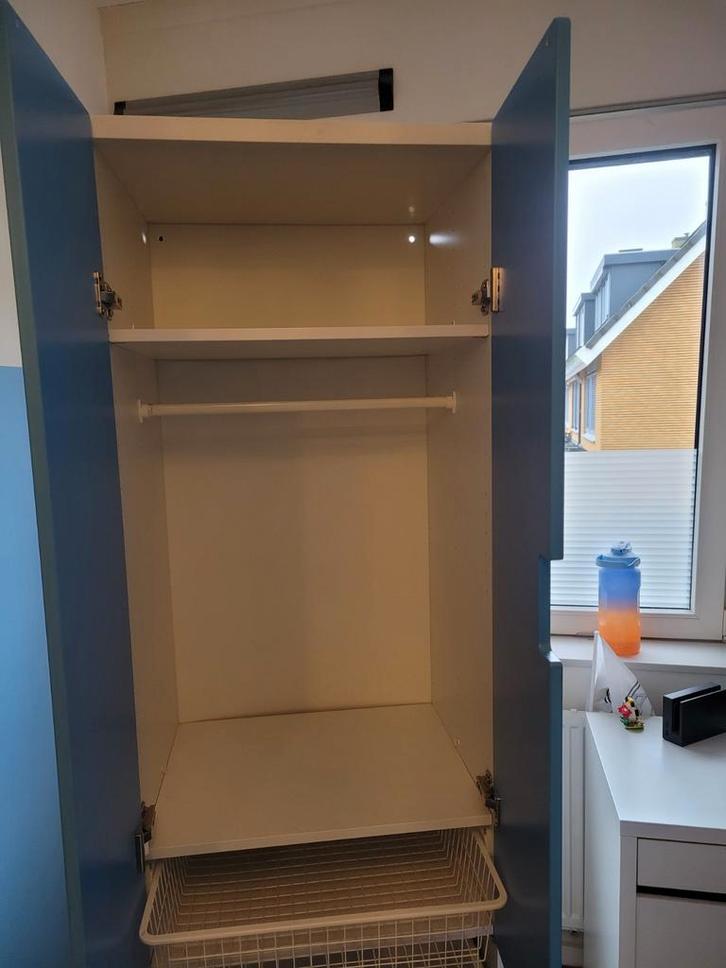 Stuva Kledingkast - Perfect voor de kinderkamer!  Blauw/wit, Kinderen en Baby's, Kinderkamer | Commodes en Kasten, Gebruikt, Kast