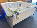 HotSpring® Grandee NXT Jacuzzi | Relaxation Spa’s, Verzenden, Gebruikt, Trap, Vast