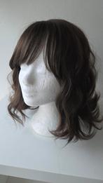Nieuwe pruik  bruin.bob met slag., Ophalen of Verzenden, Nieuw, Pruik of Haarverlenging