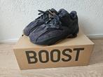 Yeezy boost 700 / EUR 47 1/3, Zwart, Nieuw, Ophalen of Verzenden, Sneakers of Gympen