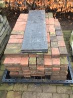 Klinkers , bont . alles op de pallet . in 1 koop. prijs 60 e, Ophalen, Overige materialen, Gebruikt, Klinkers