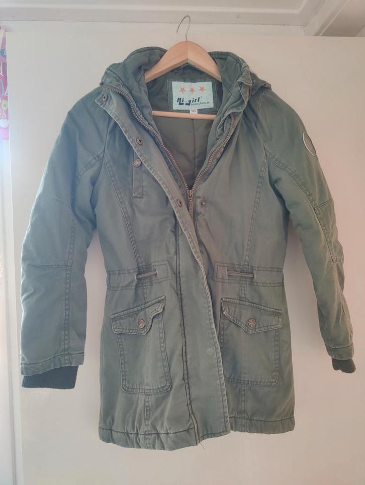 Winterjas Meisje Maat 146 - Nette Staat!, Kinderen en Baby's, Kinderkleding | Maat 146, Gebruikt, Meisje, Jas, Ophalen of Verzenden