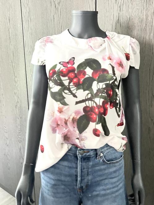 RINASCIMENTO - prachtig zomerbloesje - 36 (S), Kleding | Dames, Blouses en Tunieken, Zo goed als nieuw, Maat 36 (S), Wit, Verzenden