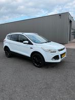 Ford Kuga 1.6 T 110KW AWD 2014 Wit, 1596 cc, 15 km/l, 4 cilinders, 2000 kg