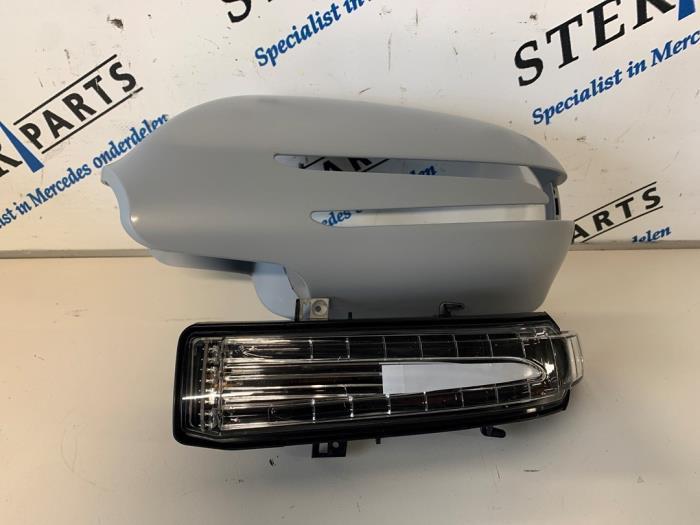 Knipperlicht spiegel links van een Mercedes SLK, Auto-onderdelen, Verlichting, Mercedes-Benz, Nieuw, 12 maanden garantie, Ophalen of Verzenden