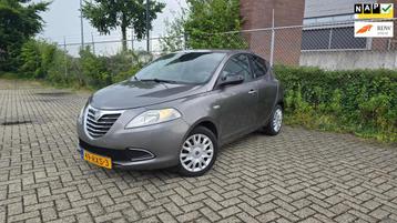 Lancia Ypsilon 0.9 TwinAir Silver beschikbaar voor biedingen