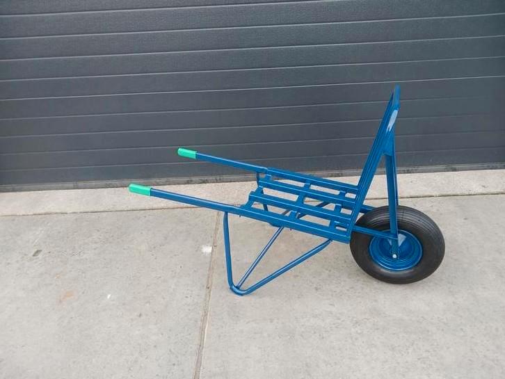 Nette strakke steenkruiwagen die weinig is gebruikt., Tuin en Terras, Kruiwagens, Gebruikt, Ophalen