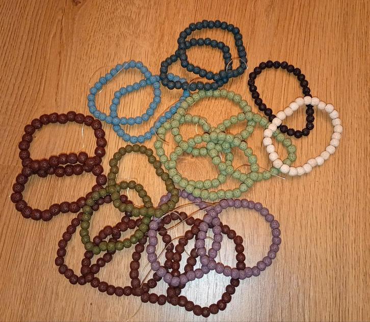 Lot Handgemaakte Look a like Lavasteen Kralen., Sieraden, Tassen en Uiterlijk, Armbanden, Nieuw, Overige materialen, Overige kleuren