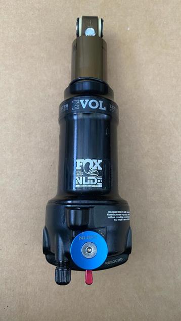 FOX NUDE 5 Factory EVOL Trunnion (Scott Spark RC SL) +2022 beschikbaar voor biedingen