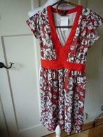 NIEUW! H&M Rode Floral Klaprozen Zomerjurk Jurk - Maat 34 XS, Kleding | Dames, Nieuw, Ophalen of Verzenden, Knielengte, Maat 34 (XS) of kleiner